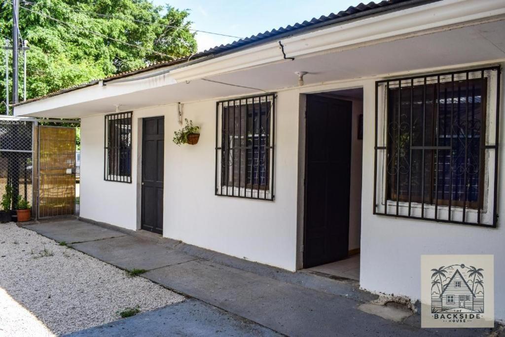 The Backside House Hostel Tamarindo Exterior foto