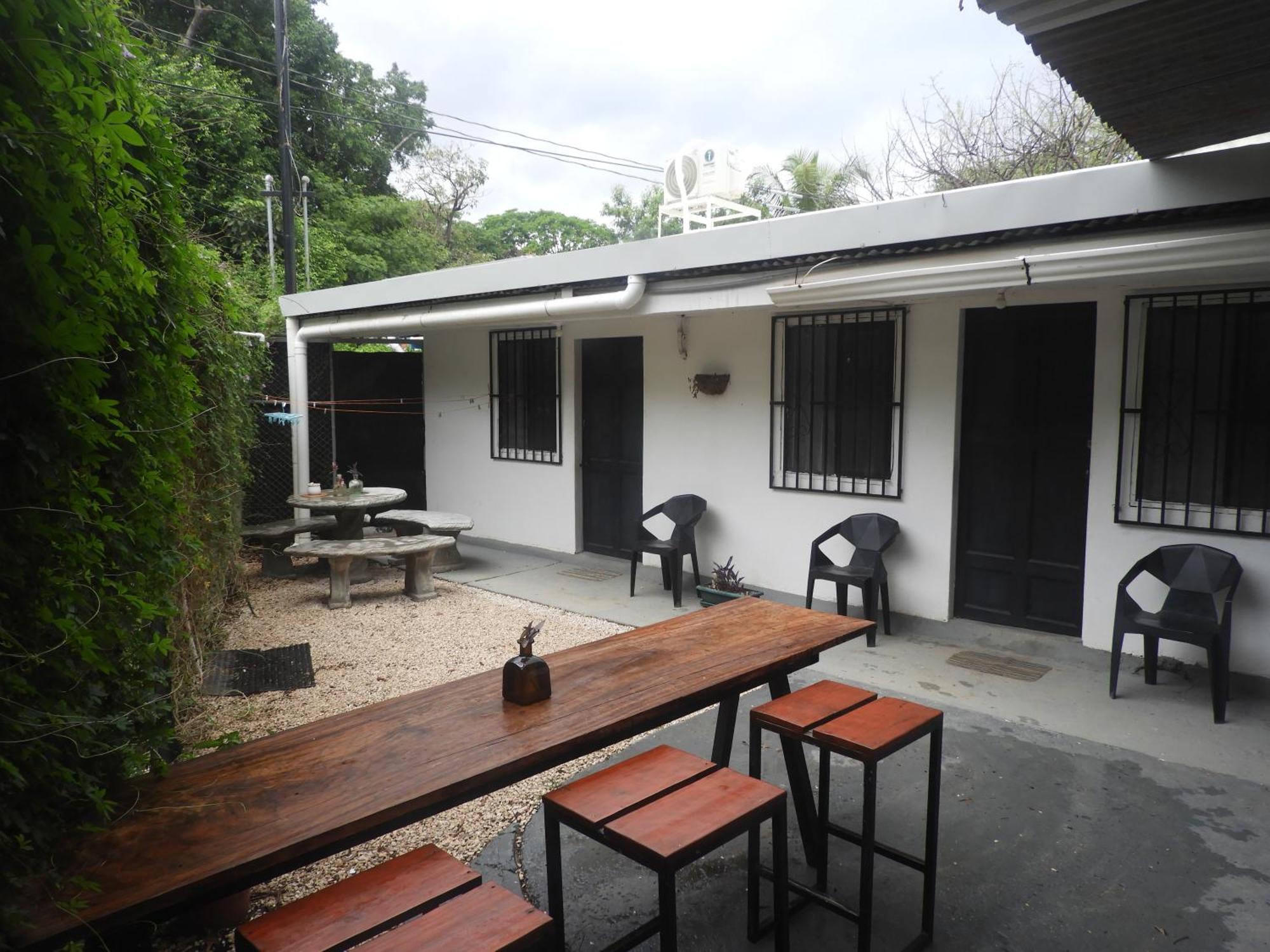 The Backside House Hostel Tamarindo Exterior foto
